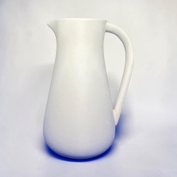 Forgl�det m�lkekande i porcel�nsler